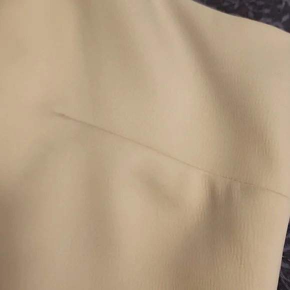 Prologue Elegant Cream Midi Dress - Picture 3 of 7